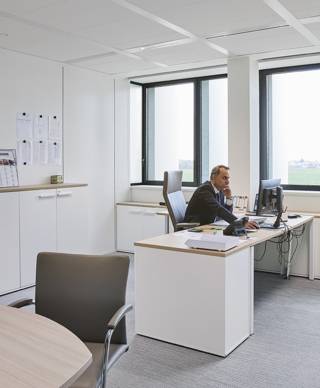 Les Maçons Parisiens, des espaces de travail individuels et collectifs